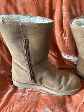 UGG chestnut boots with side zipper